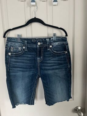 Miss Me jeans shorts for women’s, mid- rise, easy skinny, 28